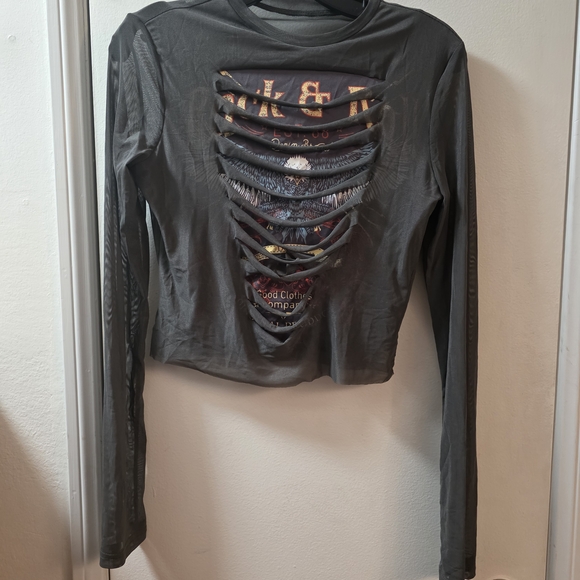 Black Long Sleeve Cutout Top - Picture 2 of 8